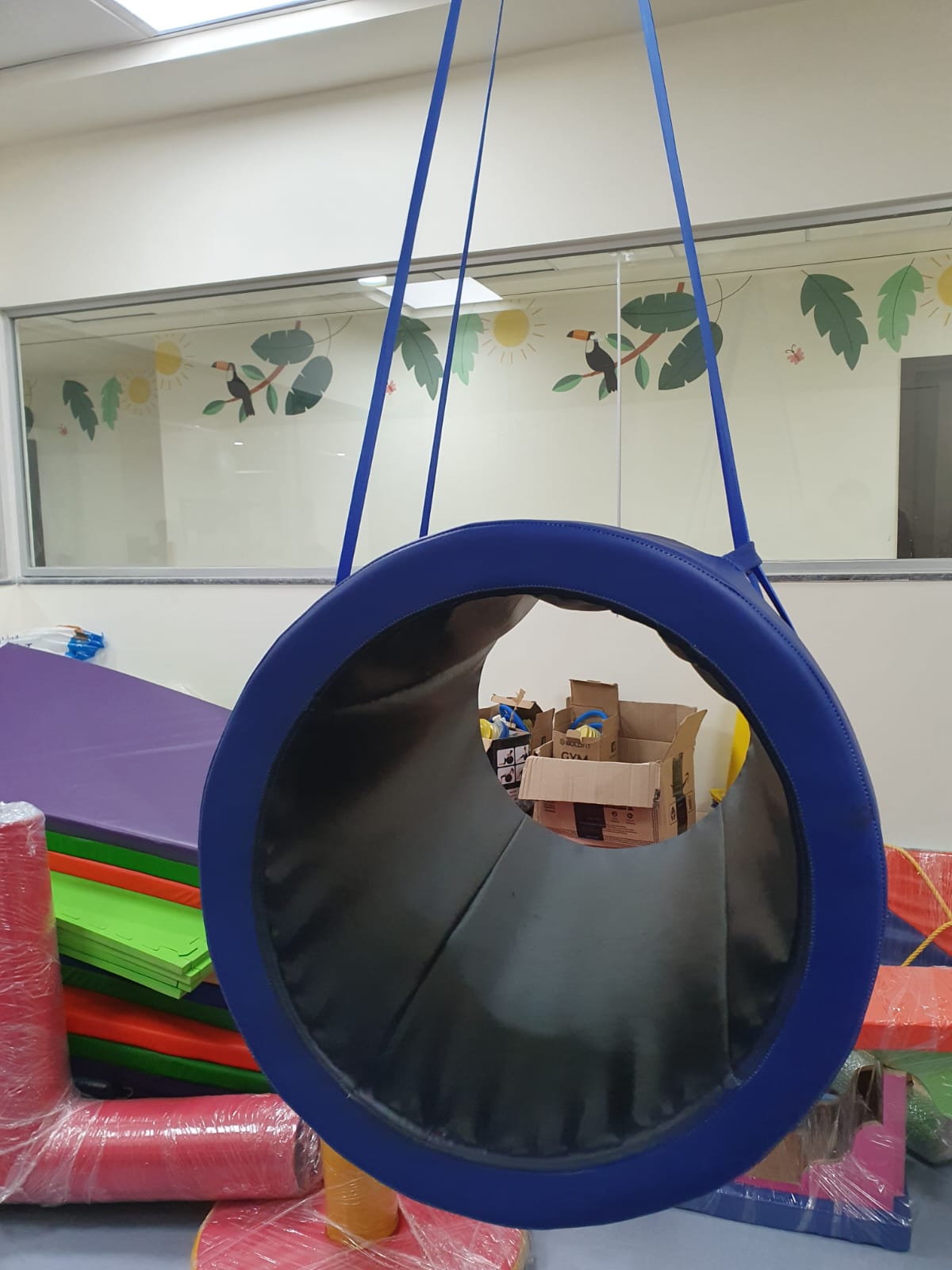 Tunnel swing - Image 4